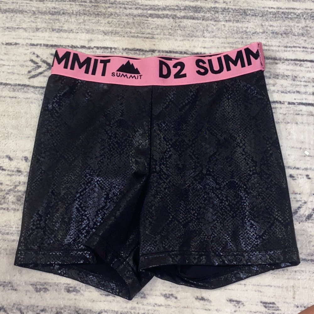 D2 SUMMIT Black Snakeskin Women's Shorts with Pink Waistband